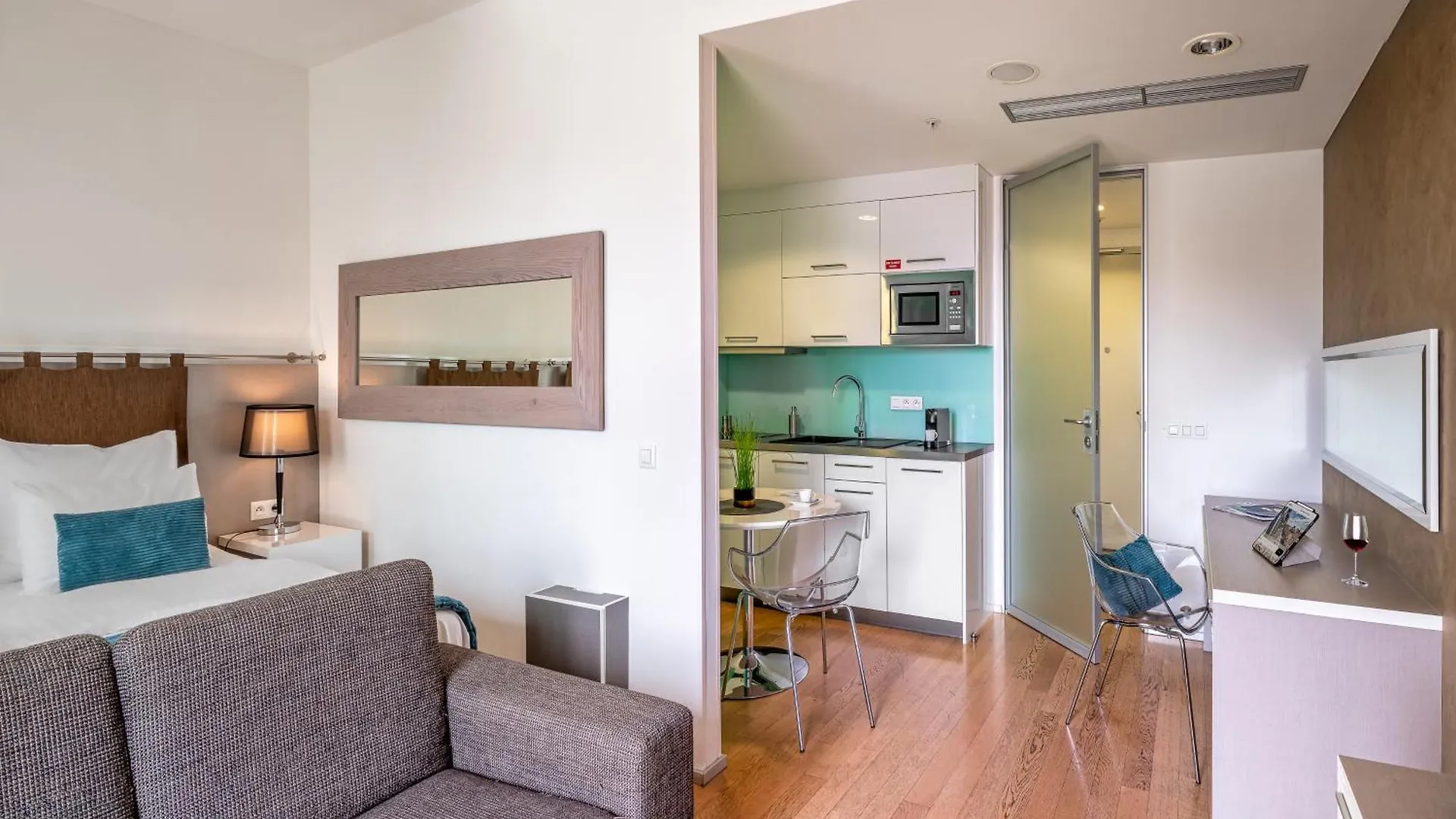 מלון דירות פראג Vn3 Terraces Suites By Adrez