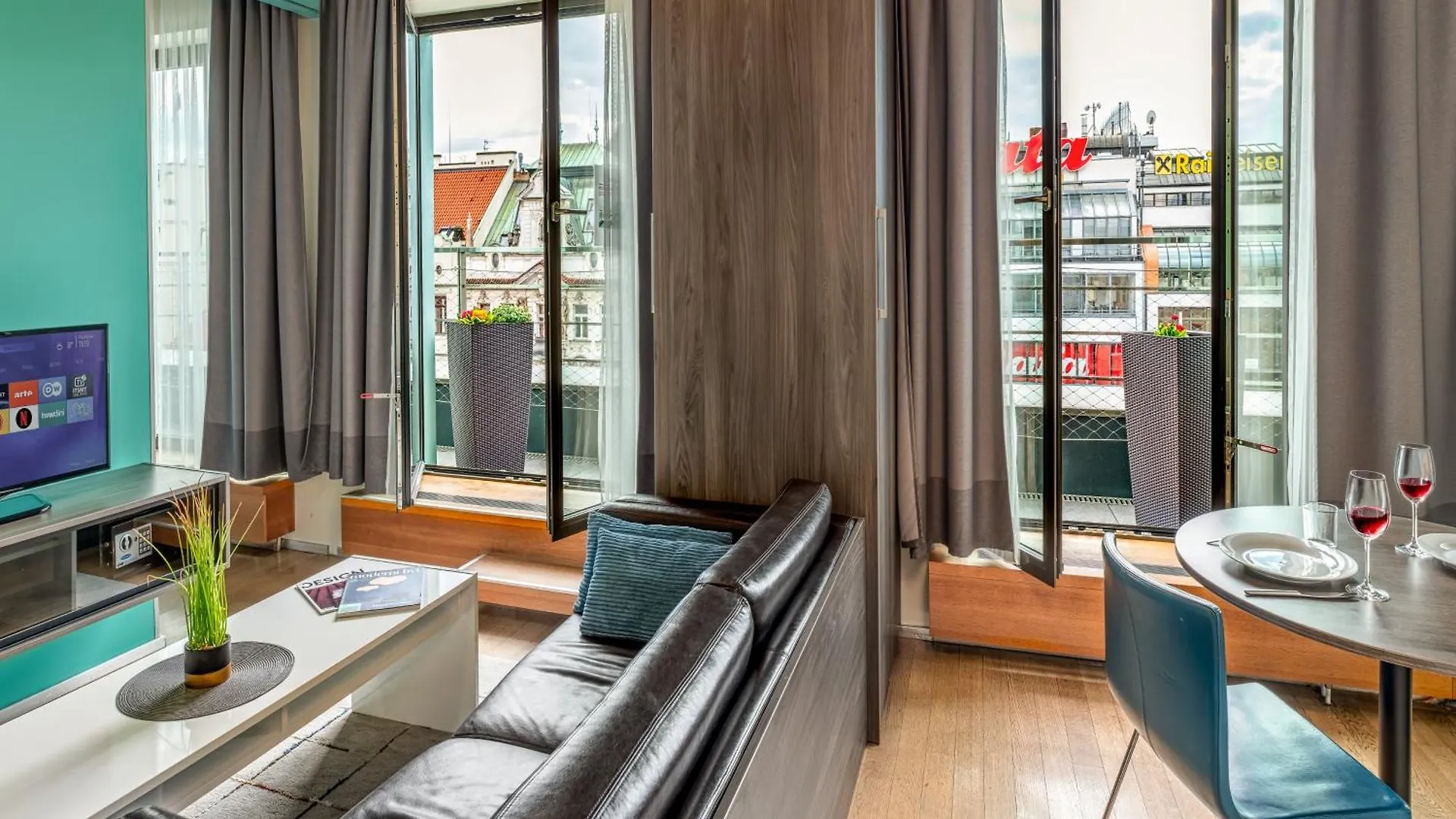 Vn3 Terraces Suites By Adrez Prague