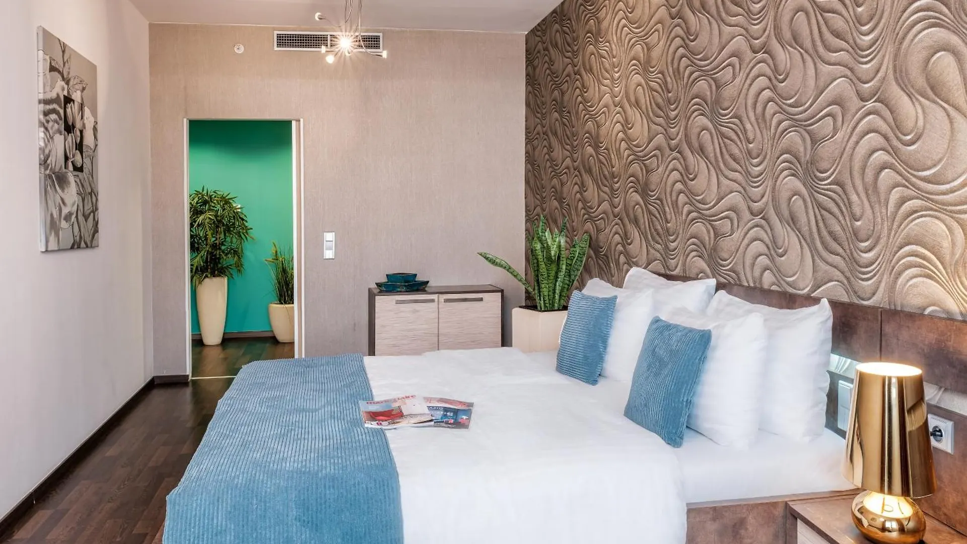 Vn3 Terraces Suites By Adrez Prague