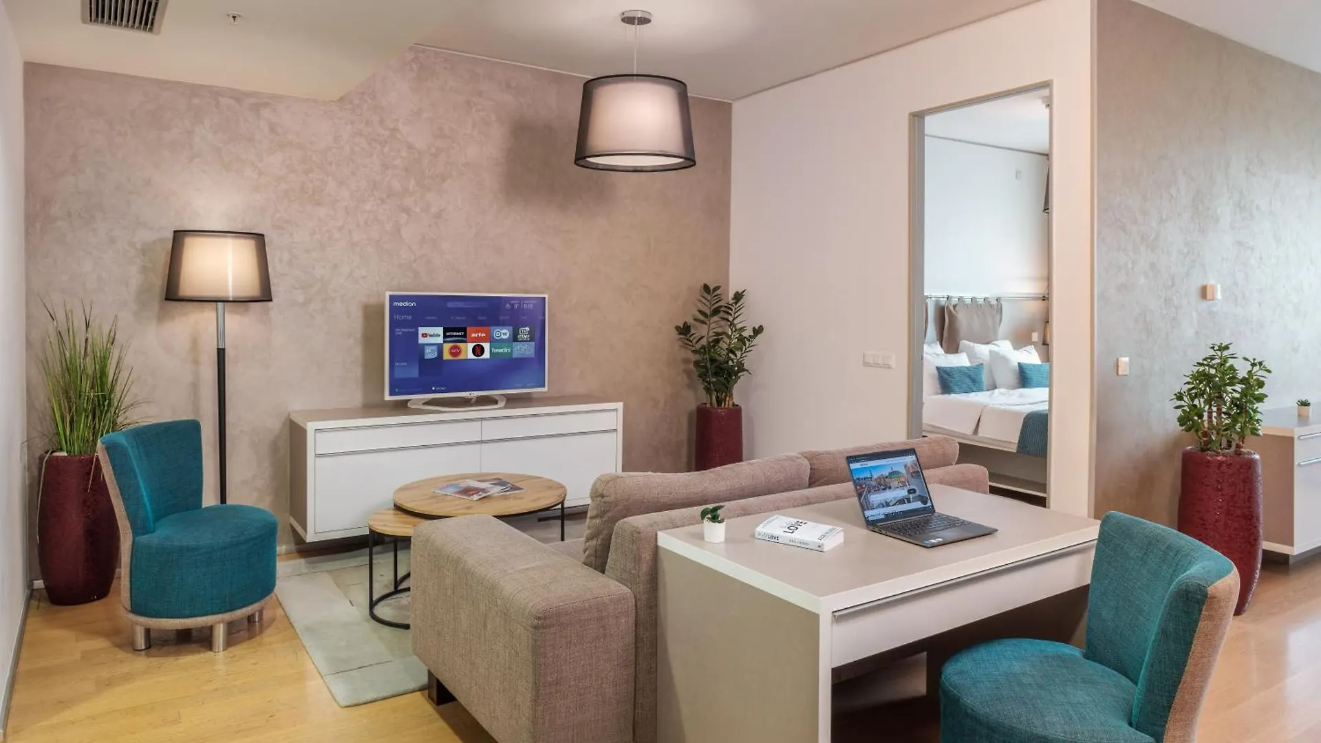 Vn3 Terraces Suites By Adrez Prague Appart hôtel