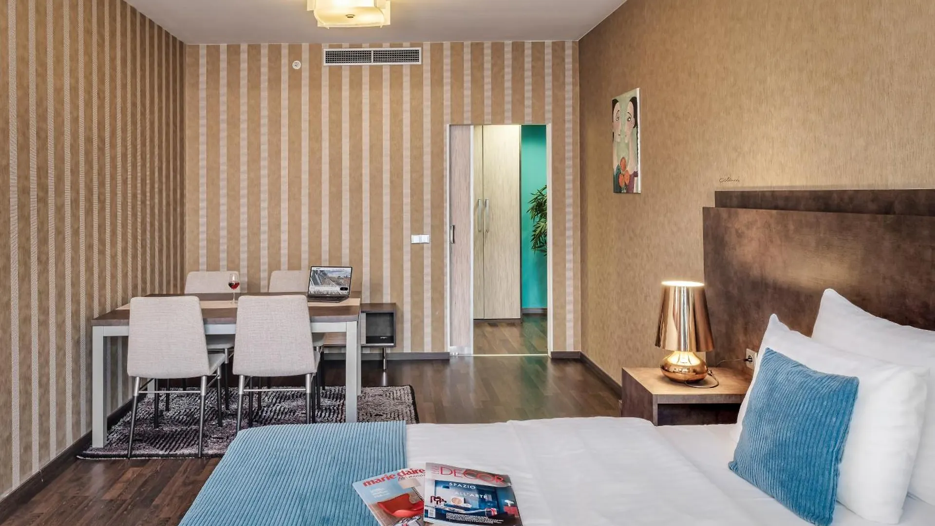 Vn3 Terraces Suites By Adrez Prague 4*,