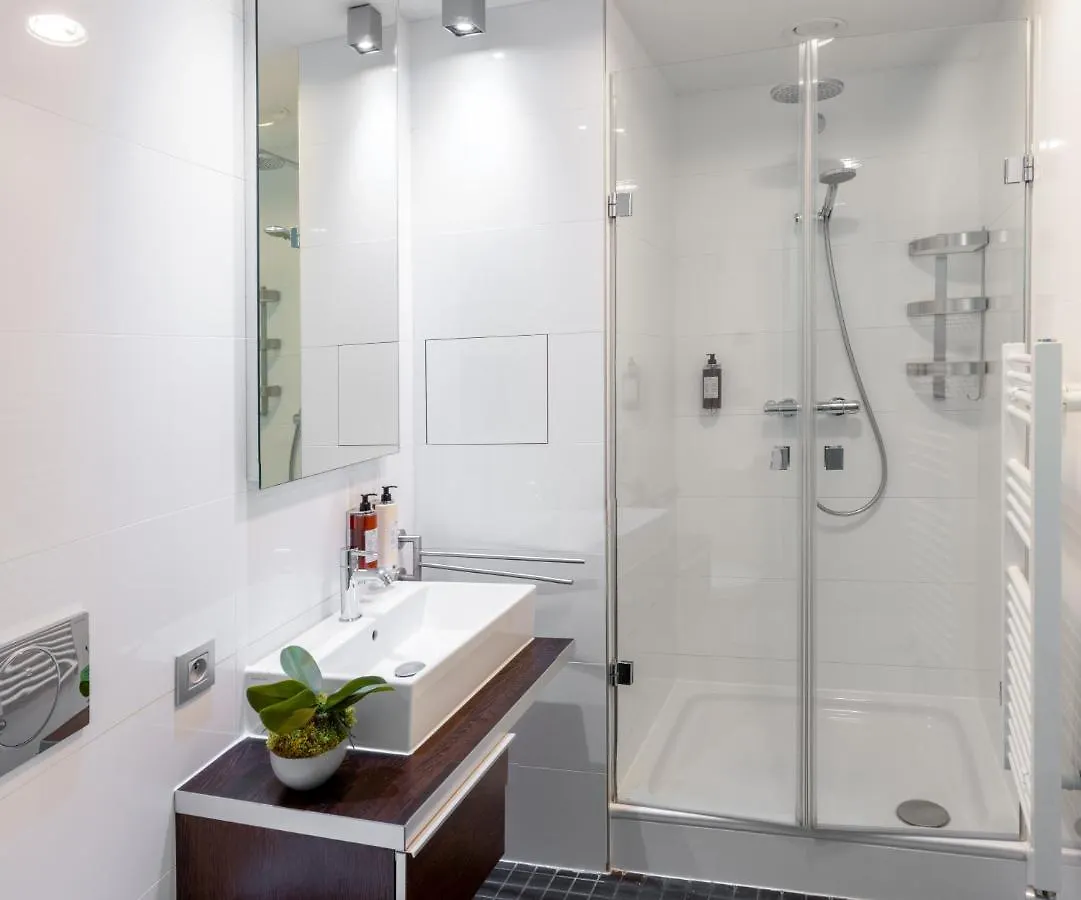 Vn3 Terraces Suites By Adrez Praga Apart-hotel
